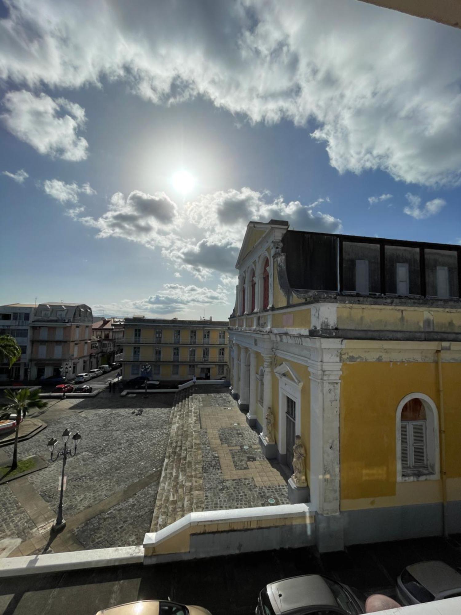 Апартаменты T2 Calme Et Lumineux Au Coeur De Pointe-A-Pitre Экстерьер фото